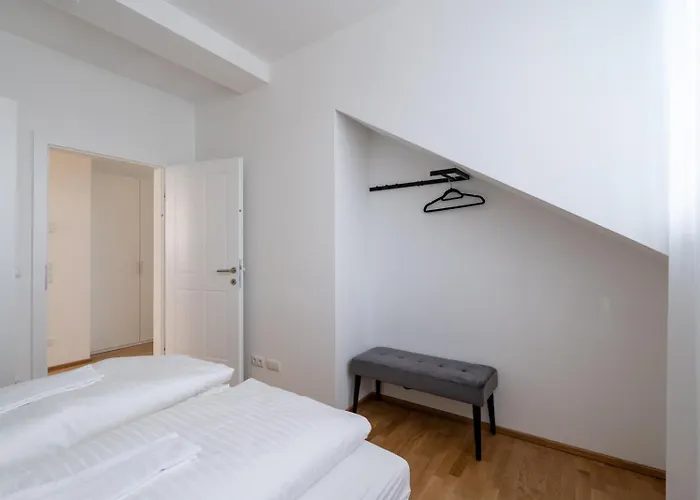 Exclusive 70 M2 With Balcony And Air Conditioning Apartment *