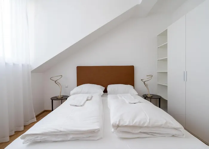 Exclusive 70 M2 With Balcony And Air Conditioning * Vienna