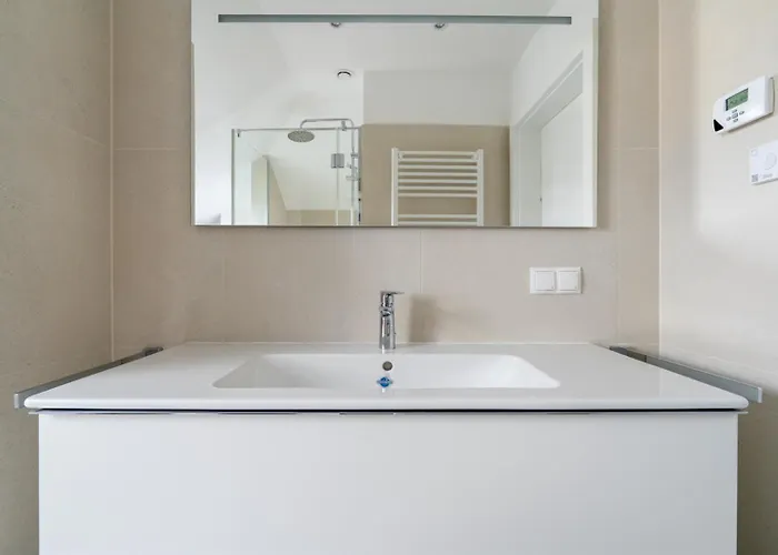 Exclusive 70 M2 With Balcony And Air Conditioning Apartment