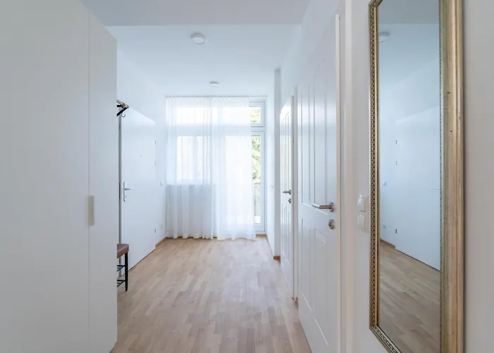 Exclusive 70 M2 With Balcony And Air Conditioning Apartment *